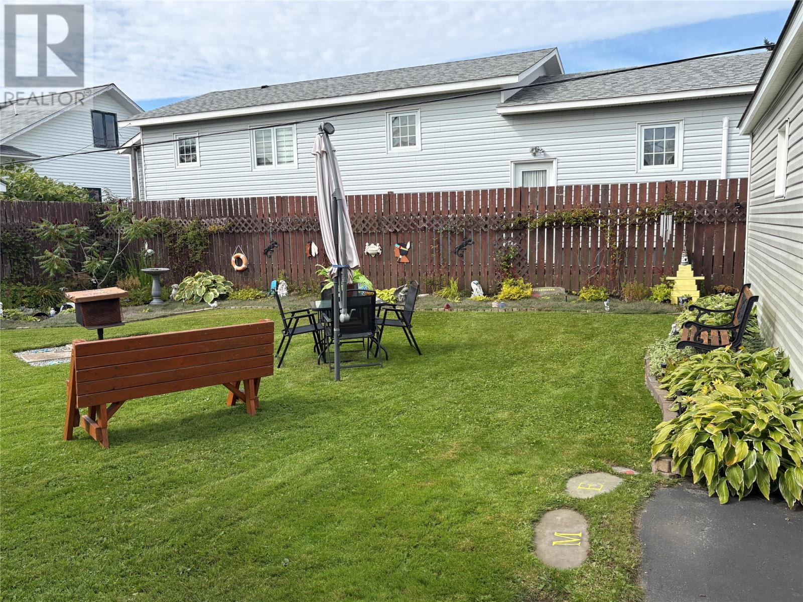 5 White's Avenue, Stephenville — photo 8