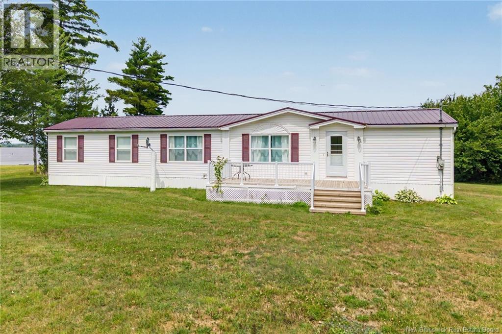 388 Cox Point Road, Cumberland Bay, New Brunswick  E4A 2X7 - Photo 14 - NB148235
