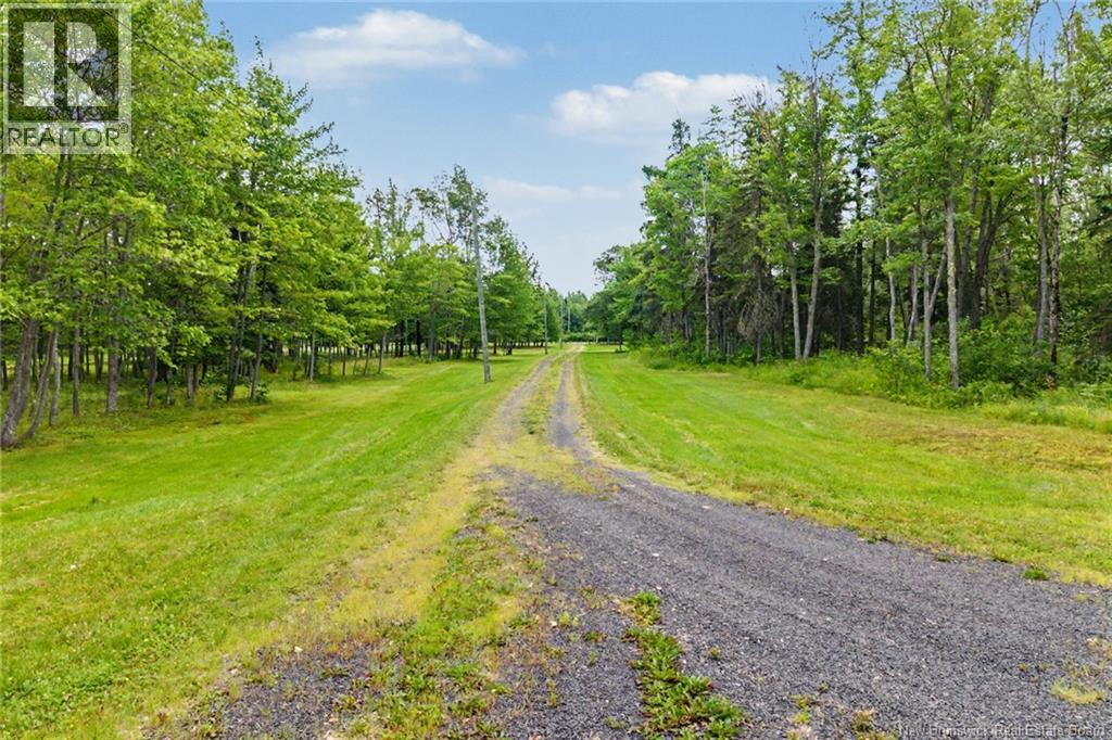 388 Cox Point Road, Cumberland Bay, New Brunswick  E4A 2X7 - Photo 46 - NB148235