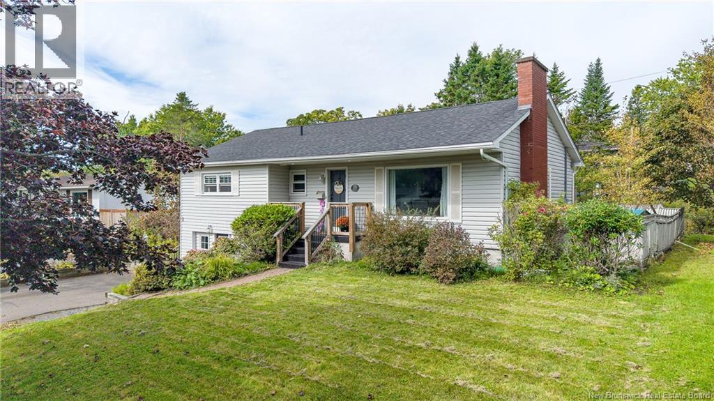 127 Greendale Crescent, Saint John, New Brunswick  E2M 4L5 - Photo 3 - NB148177