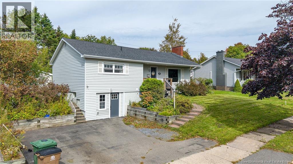 127 Greendale Crescent, Saint John, New Brunswick  E2M 4L5 - Photo 4 - NB148177