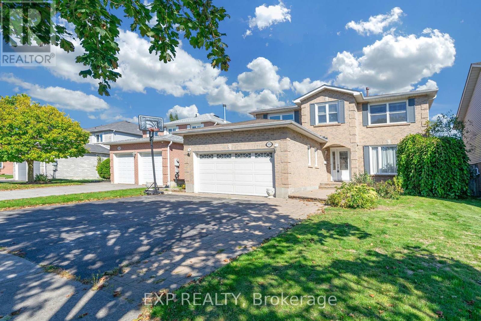 955 Snowbird Street, Oshawa, Ontario  L1J 8J8 - Photo 4 - E13744680
