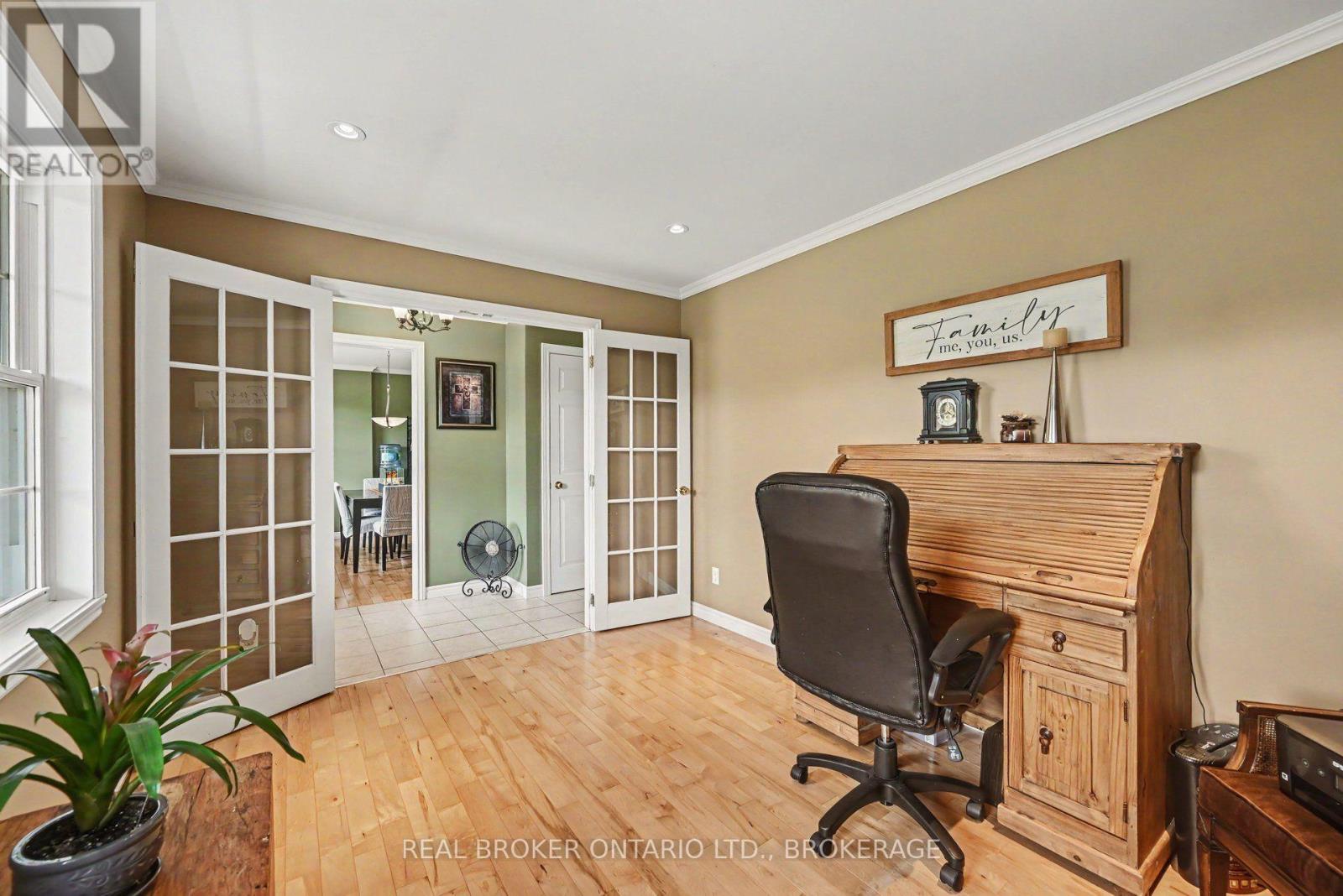 17615 Island Road, South Stormont, Ontario  K0C 1S0 - Photo 15 - X13807958