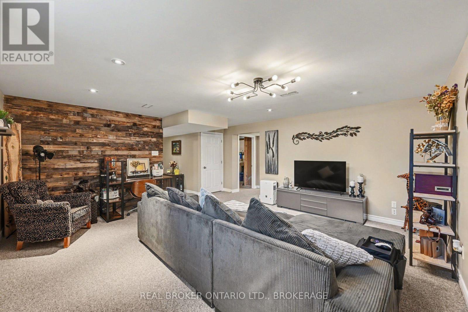 17615 Island Road, South Stormont, Ontario  K0C 1S0 - Photo 26 - X13807958