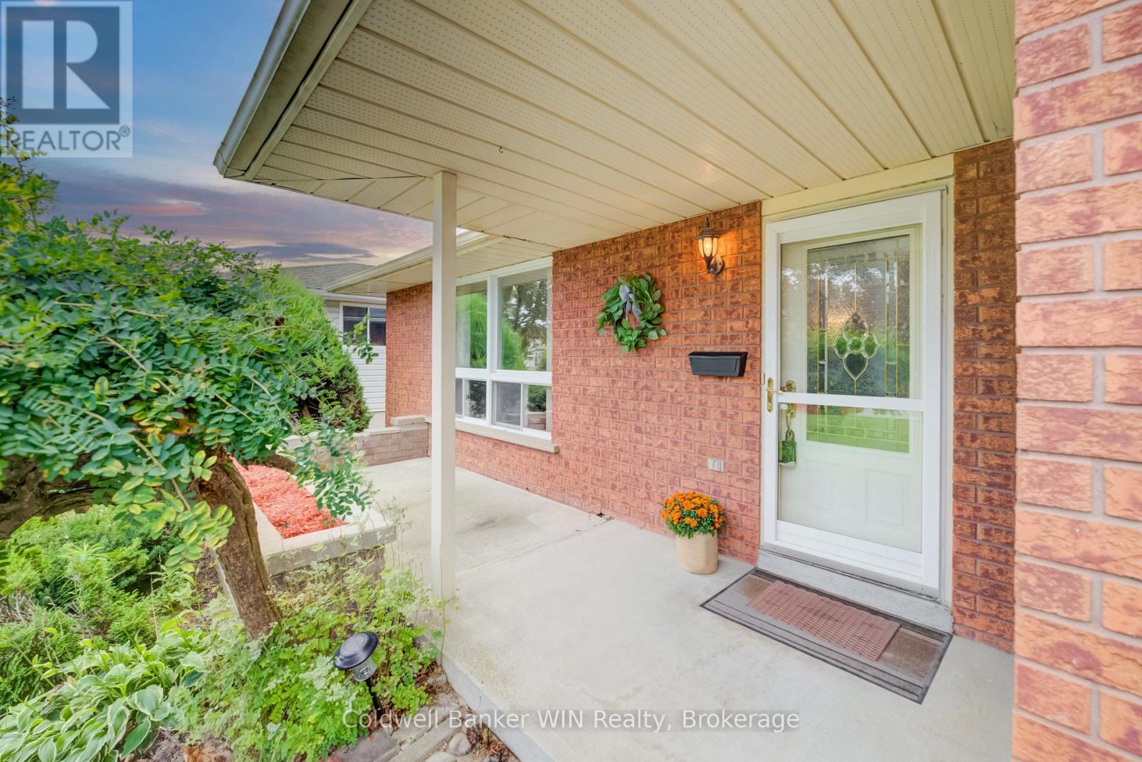 362 Birmingham Street E, Wellington North, Ontario  N0G 2L2 - Photo 2 - X13807946