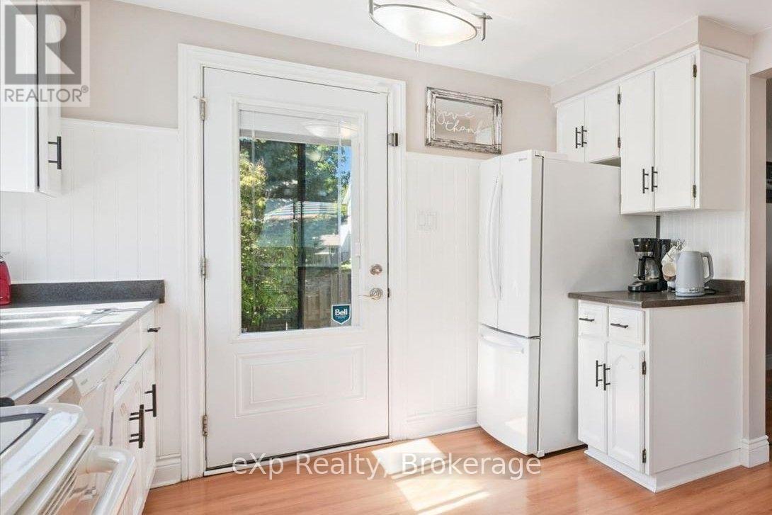 1 Chesterton Lane, Guelph, Ontario  N1E 6T1 - Photo 13 - X13807950