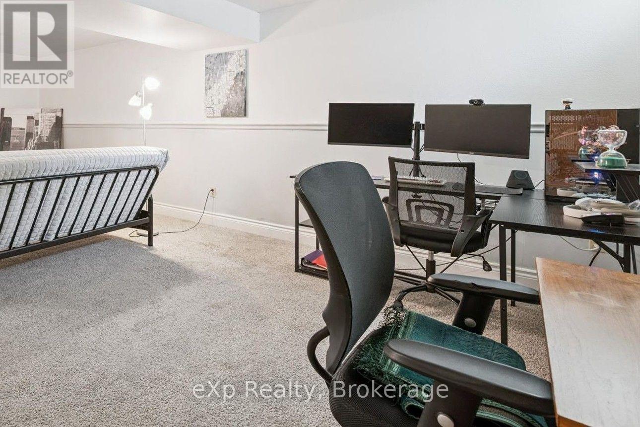 1 Chesterton Lane, Guelph, Ontario  N1E 6T1 - Photo 38 - X13807950