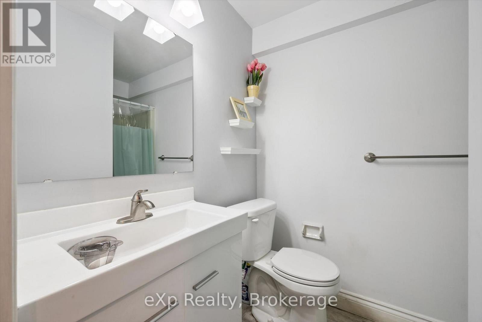 1 Chesterton Lane, Guelph, Ontario  N1E 6T1 - Photo 40 - X13807950