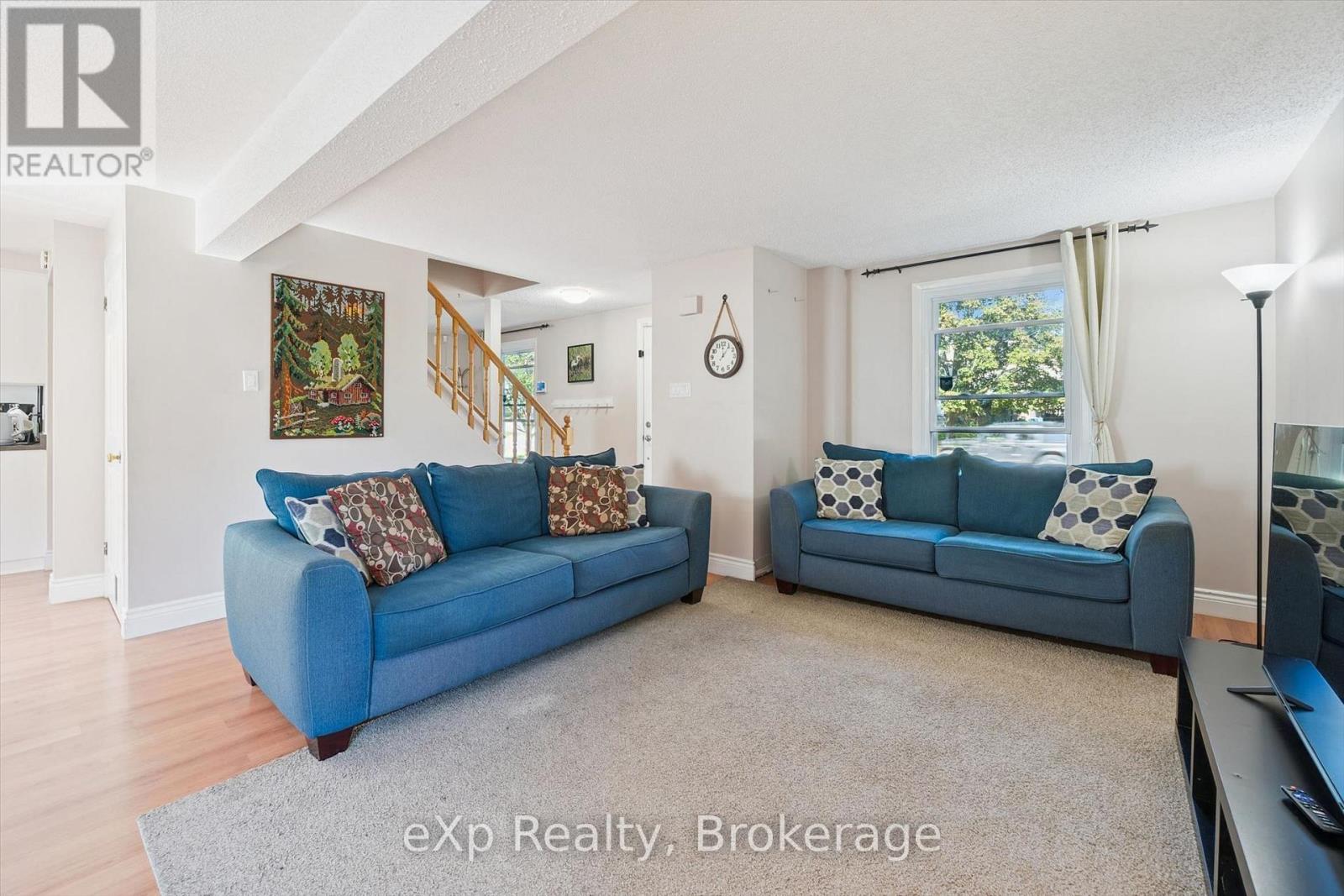 1 Chesterton Lane, Guelph, Ontario  N1E 6T1 - Photo 7 - X13807950