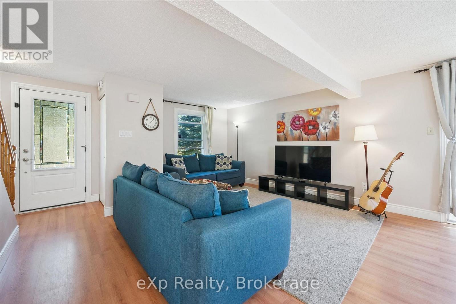 1 Chesterton Lane, Guelph, Ontario  N1E 6T1 - Photo 8 - X13807950