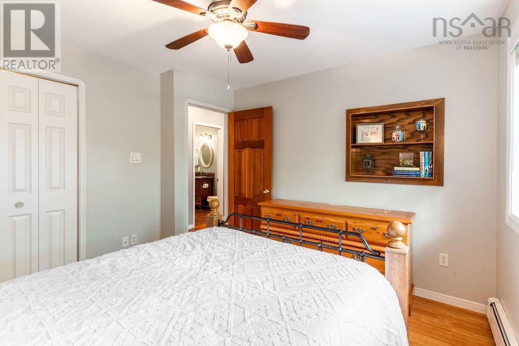 816 Myra Road photo 24