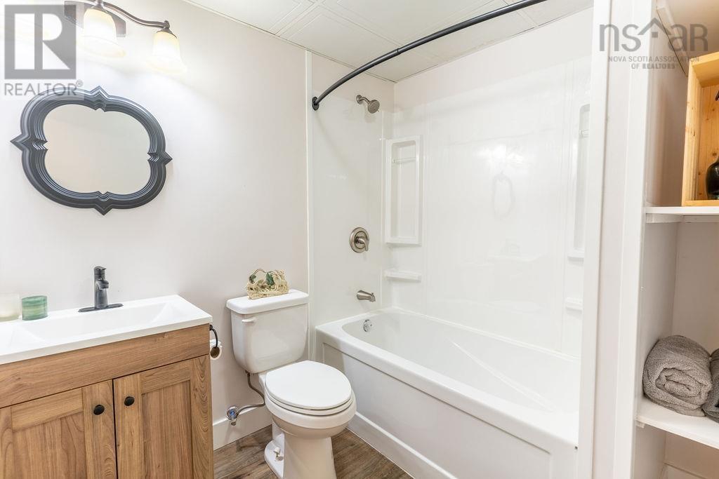 816 Myra Road photo 39