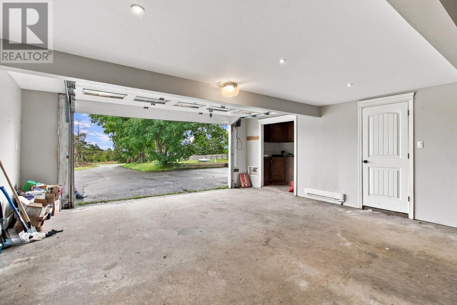 10 Russworthy Place, Torbay — photo 28
