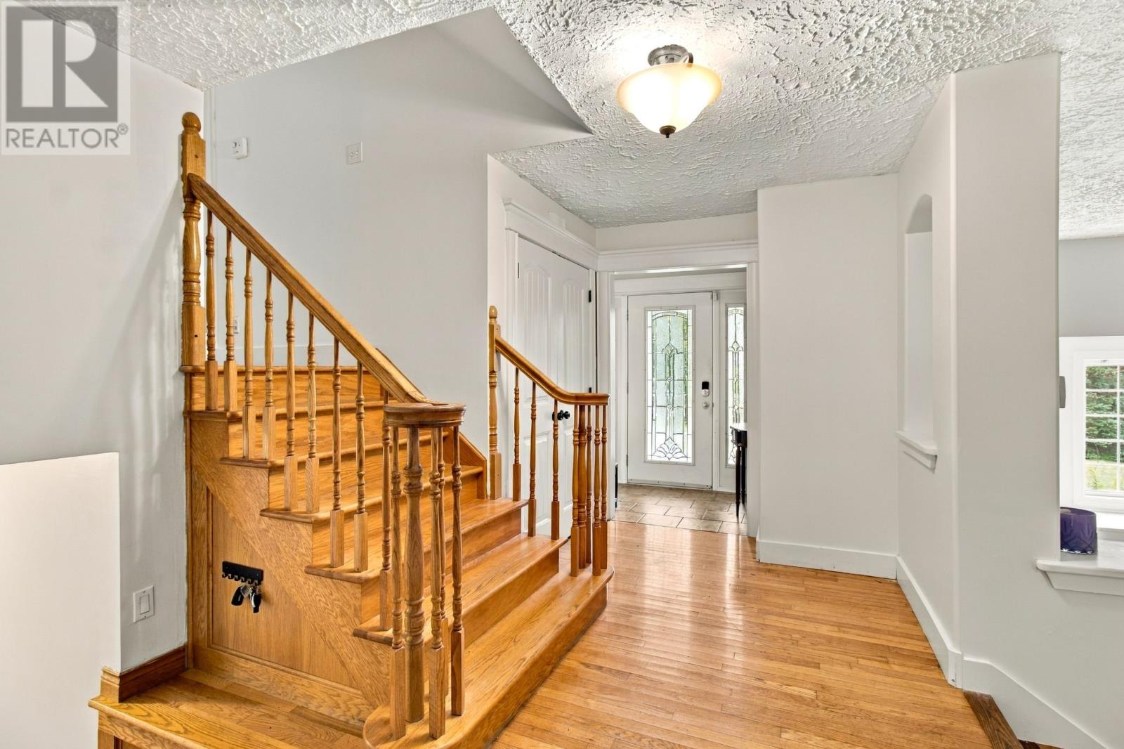 10 Russworthy Place, Torbay — photo 9