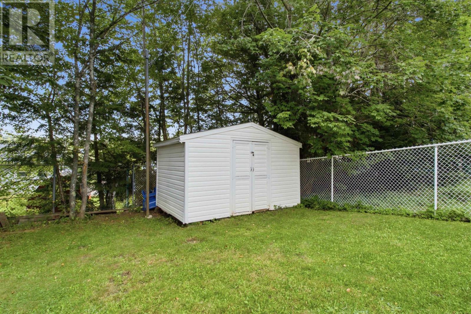 119 Waterwheel Crescent photo 33