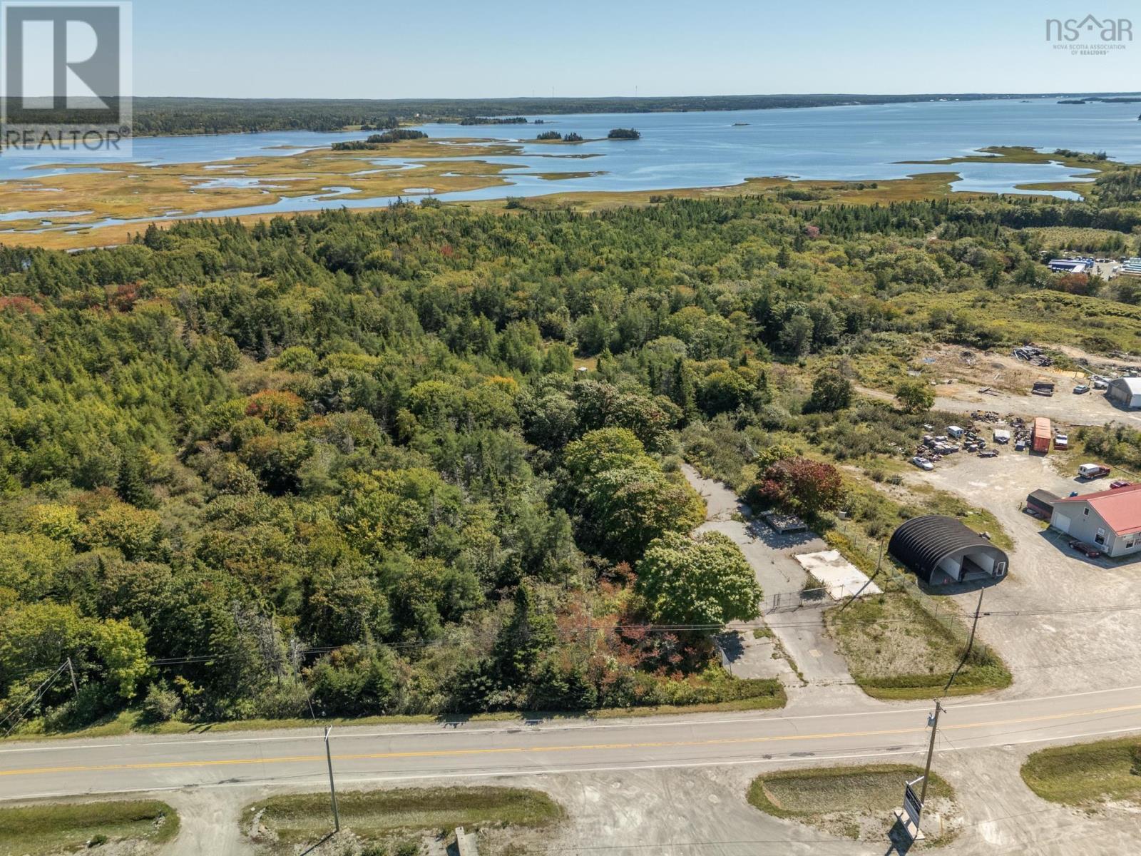 303 Highway 335, Pubnico, Nova Scotia  B0W 2W0 - Photo 13 - 202623887
