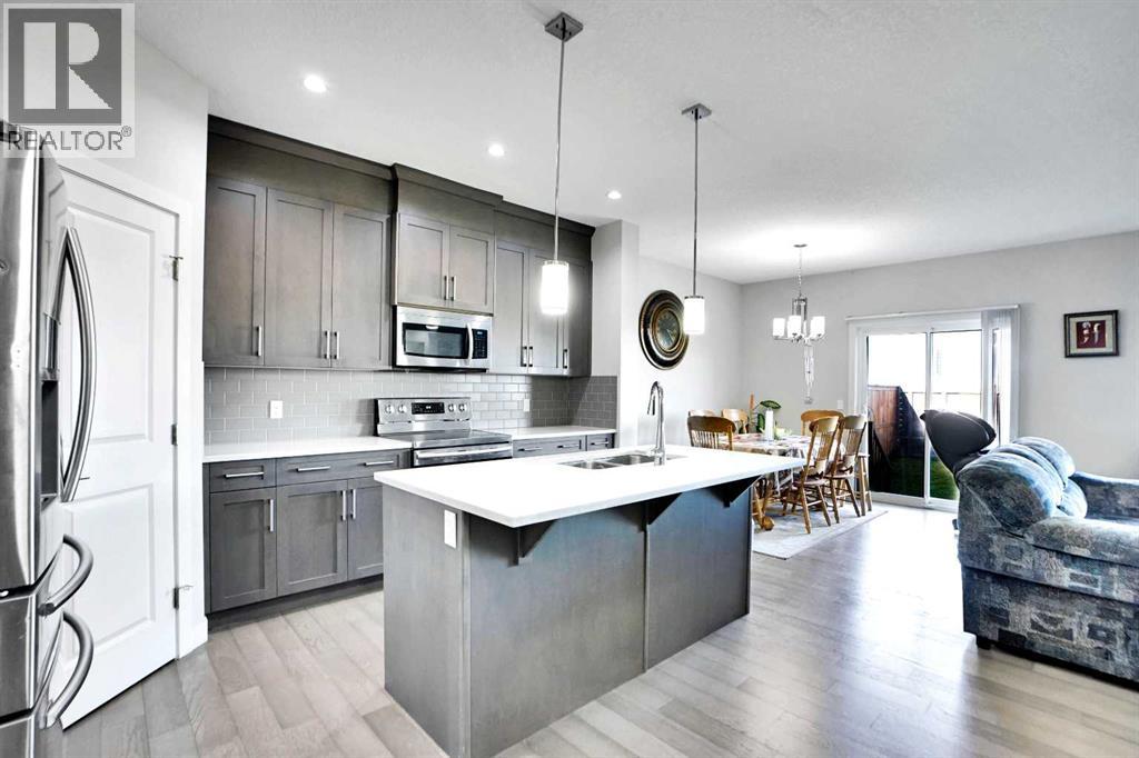 99 Savanna Way Ne, Calgary, Alberta  T3J 0Y6 - Photo 5 - A2328883