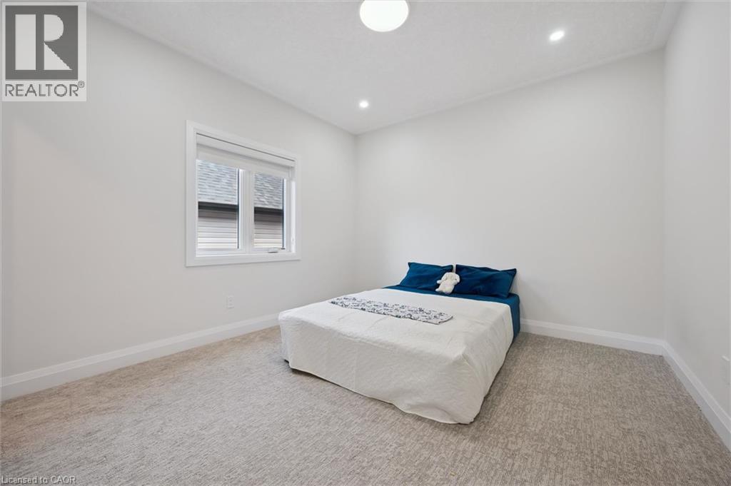 552 Nathalie Crescent, Kitchener, Ontario  N2E 0H9 - Photo 32 - 40863351