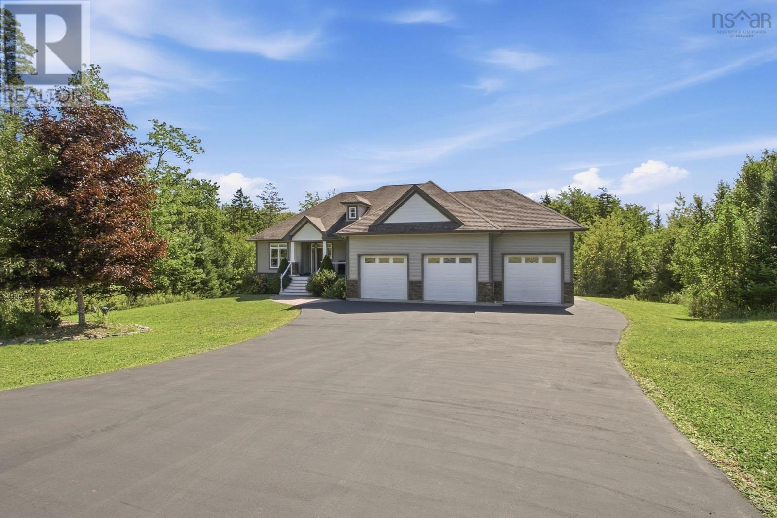 130 Dunsmore Drive, fall river, Nova Scotia
