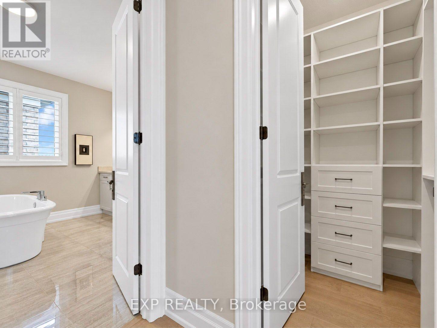 34 Settlement Crescent, Richmond Hill, Ontario  L4E 1E4 - Photo 23 - N13803356