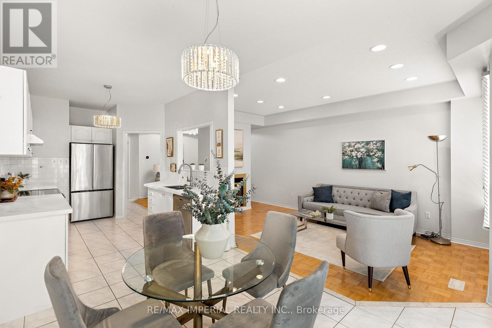 145 Blue Willow Drive, Vaughan, Ontario  L4L 9E9 - Photo 9 - N13807928