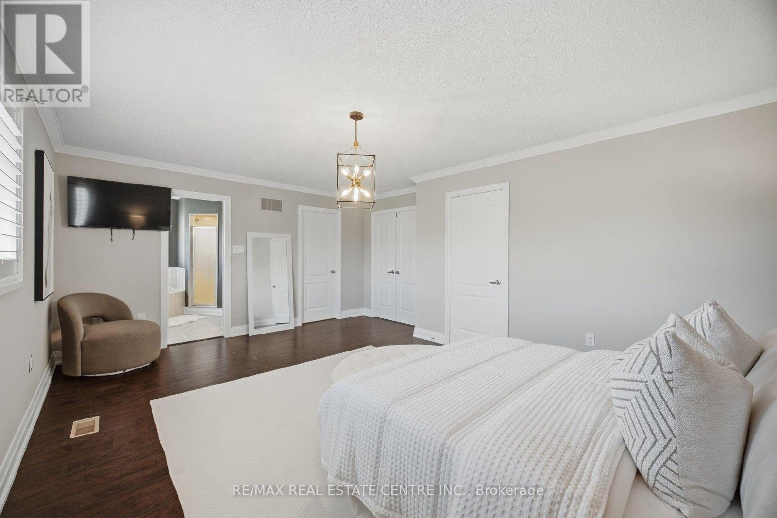 8 Duffield Road, Brampton, Ontario  L7A 2P4 - Photo 25 - W13807032