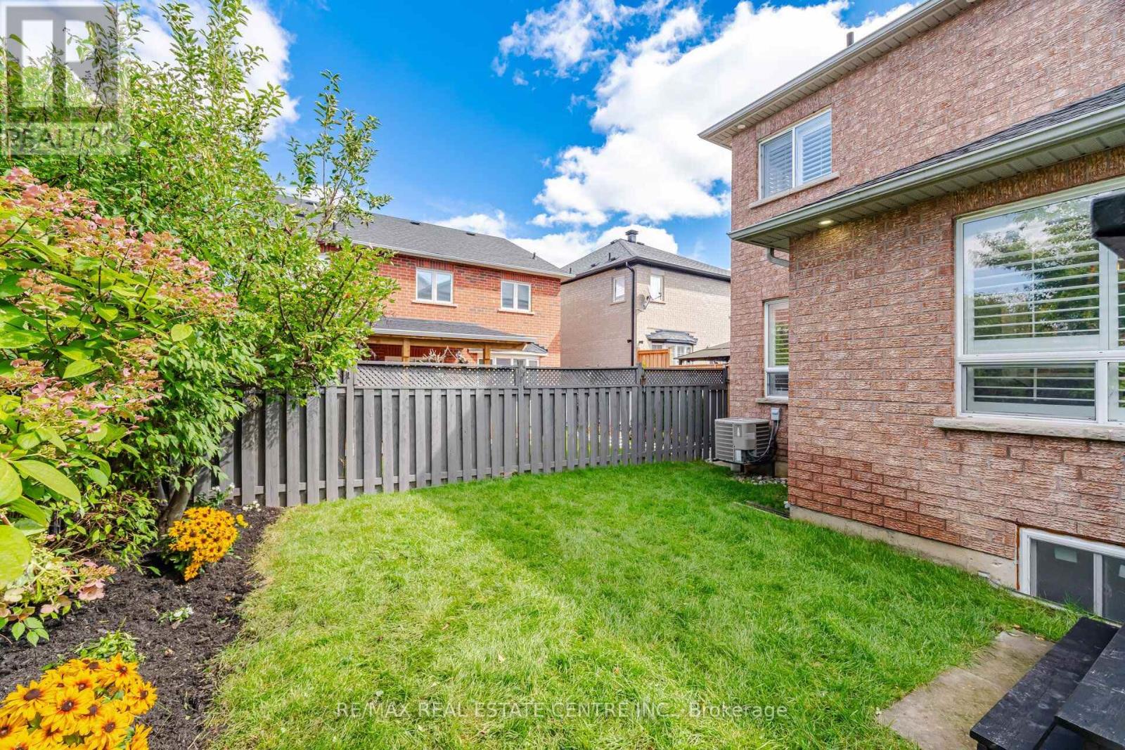 8 Duffield Road, Brampton, Ontario  L7A 2P4 - Photo 50 - W13807032