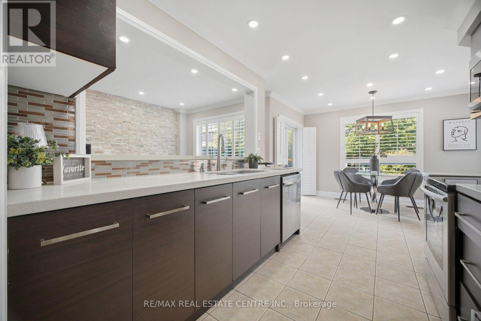 8 Duffield Road, Brampton, Ontario  L7A 2P4 - Photo 12 - W13807032