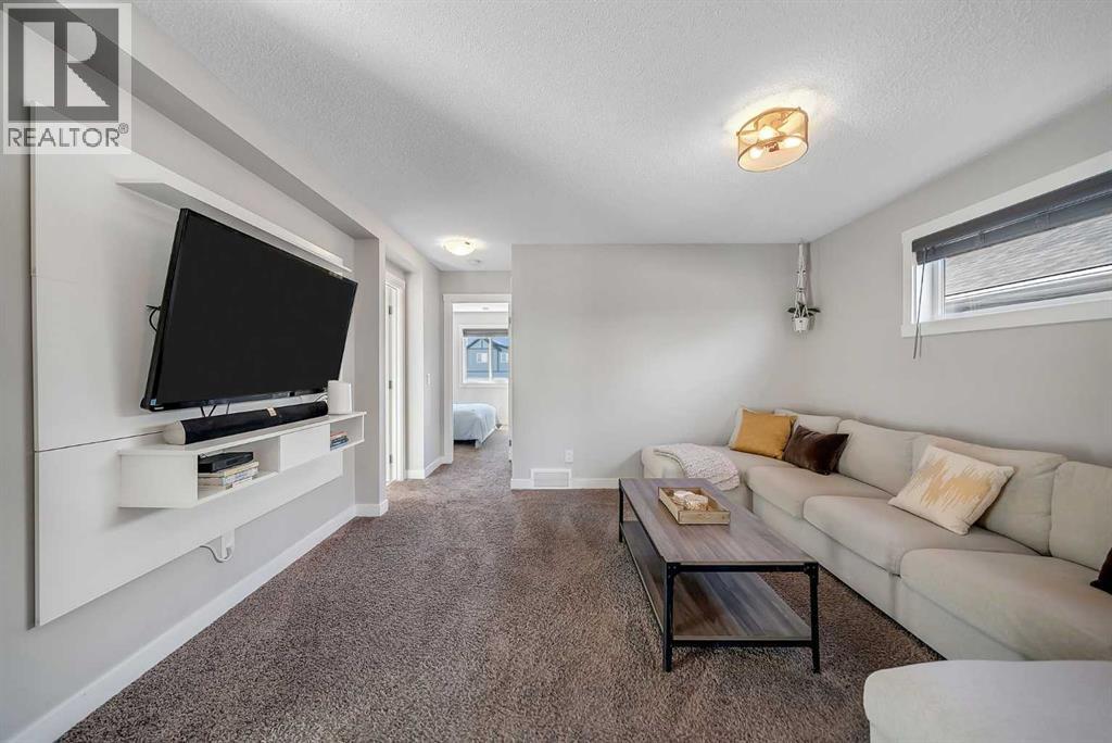 721 Chinook Gate Lane, Airdrie, Alberta  T4B 4W1 - Photo 25 - A2345786