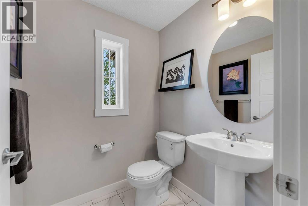 721 Chinook Gate Lane, Airdrie, Alberta  T4B 4W1 - Photo 24 - A2345786