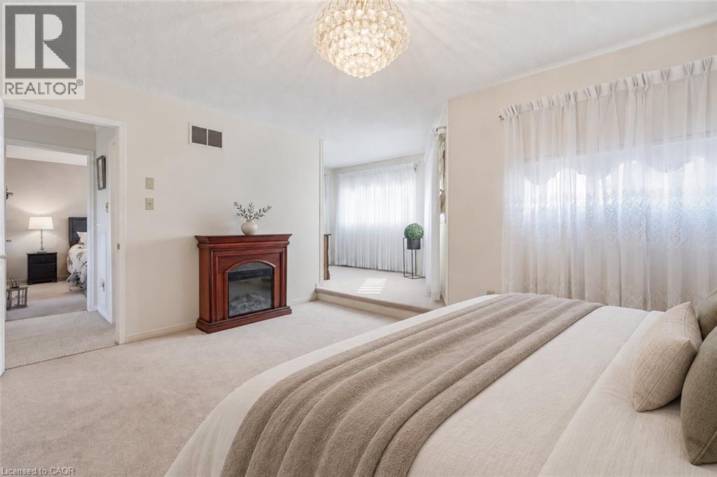 1058 Glenbrook Avenue, Oakville, Ontario  L6H 4A3 - Photo 18 - 40862521