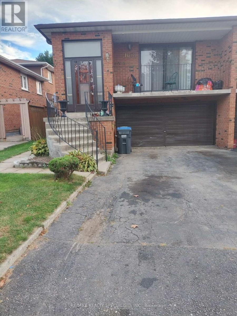 (MAIN FLR) - 1618 CORKSTONE GLADE, Mississauga, Ontario