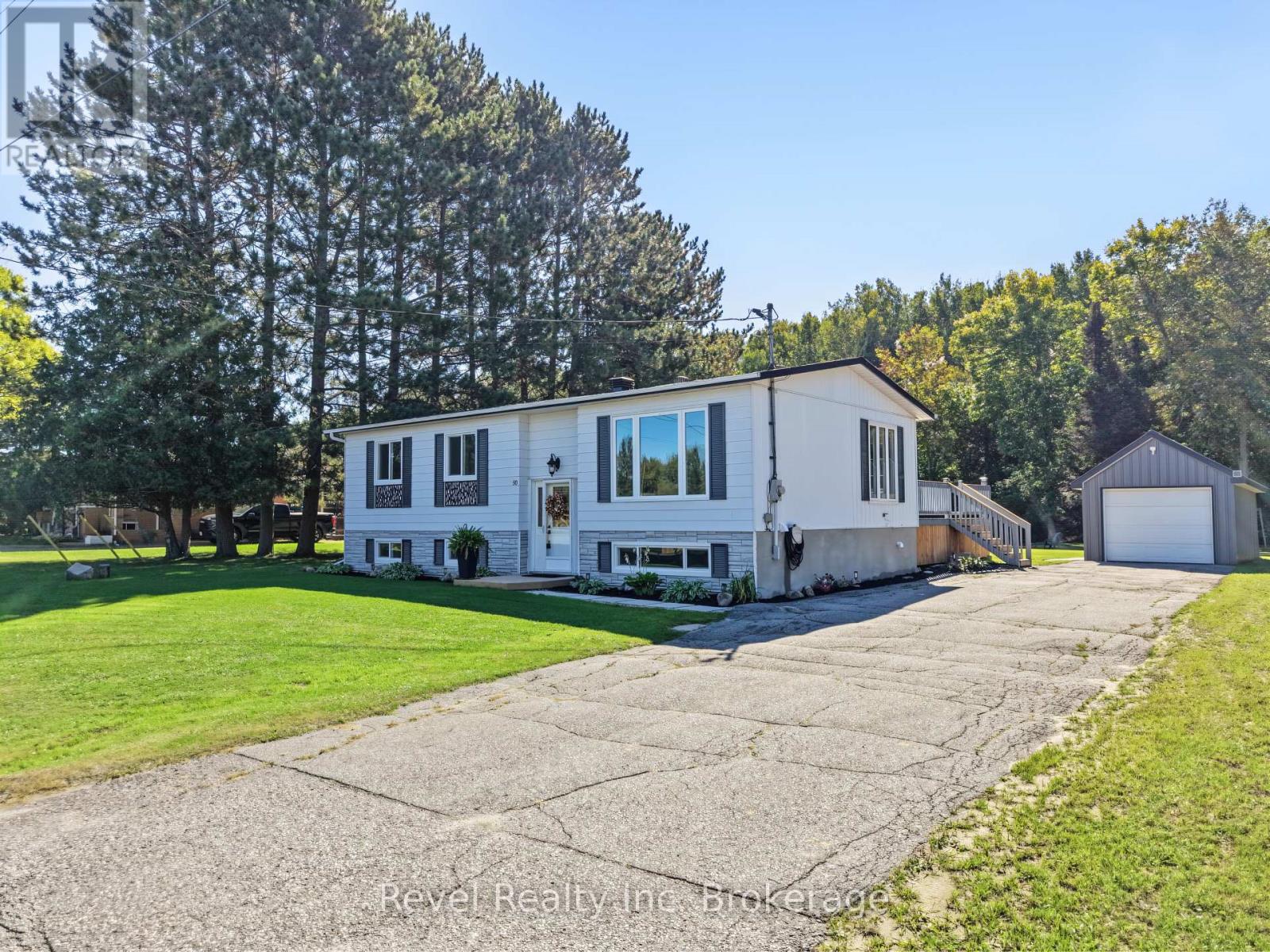 30 MAPLE STREET, West Nipissing, Ontario