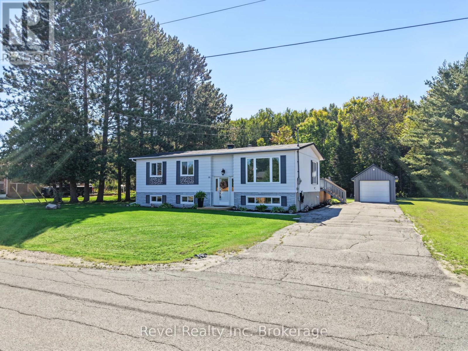 30 Maple Street, West Nipissing, Ontario  P0H 1M0 - Photo 2 - X13807966