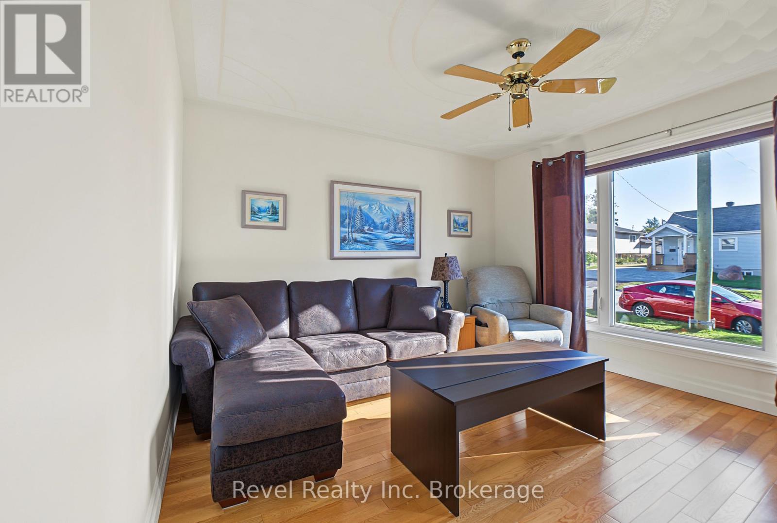 359 Duke Street W, North Bay, Ontario  P1B 6E9 - Photo 5 - X13807990