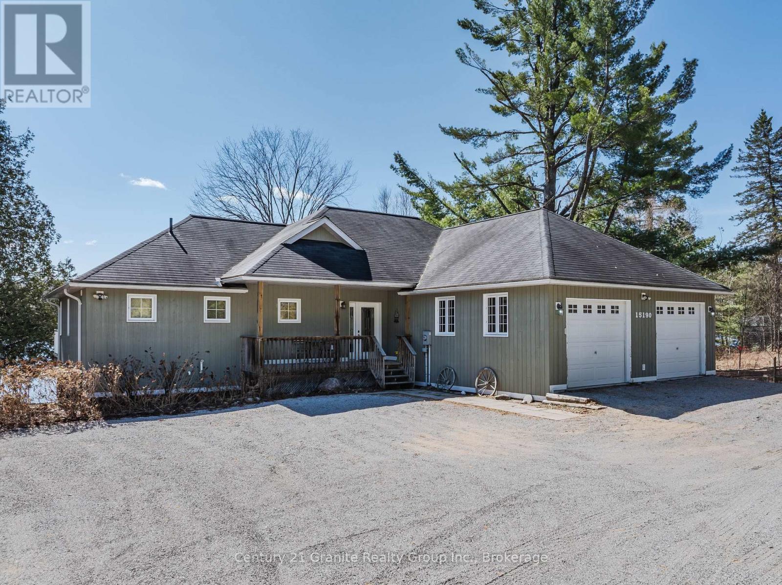 15190 Highway 118, Dysart Et Al, Ontario  K0M 1S0 - Photo 3 - X13808044