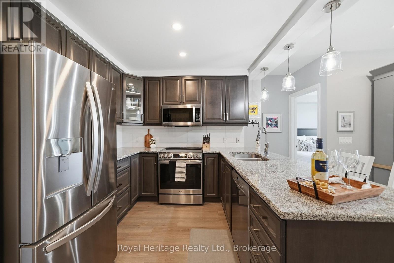 106 - 21 Brookhouse Drive, Clarington, Ontario L1B 0V4 - Photo 6 - E13808000