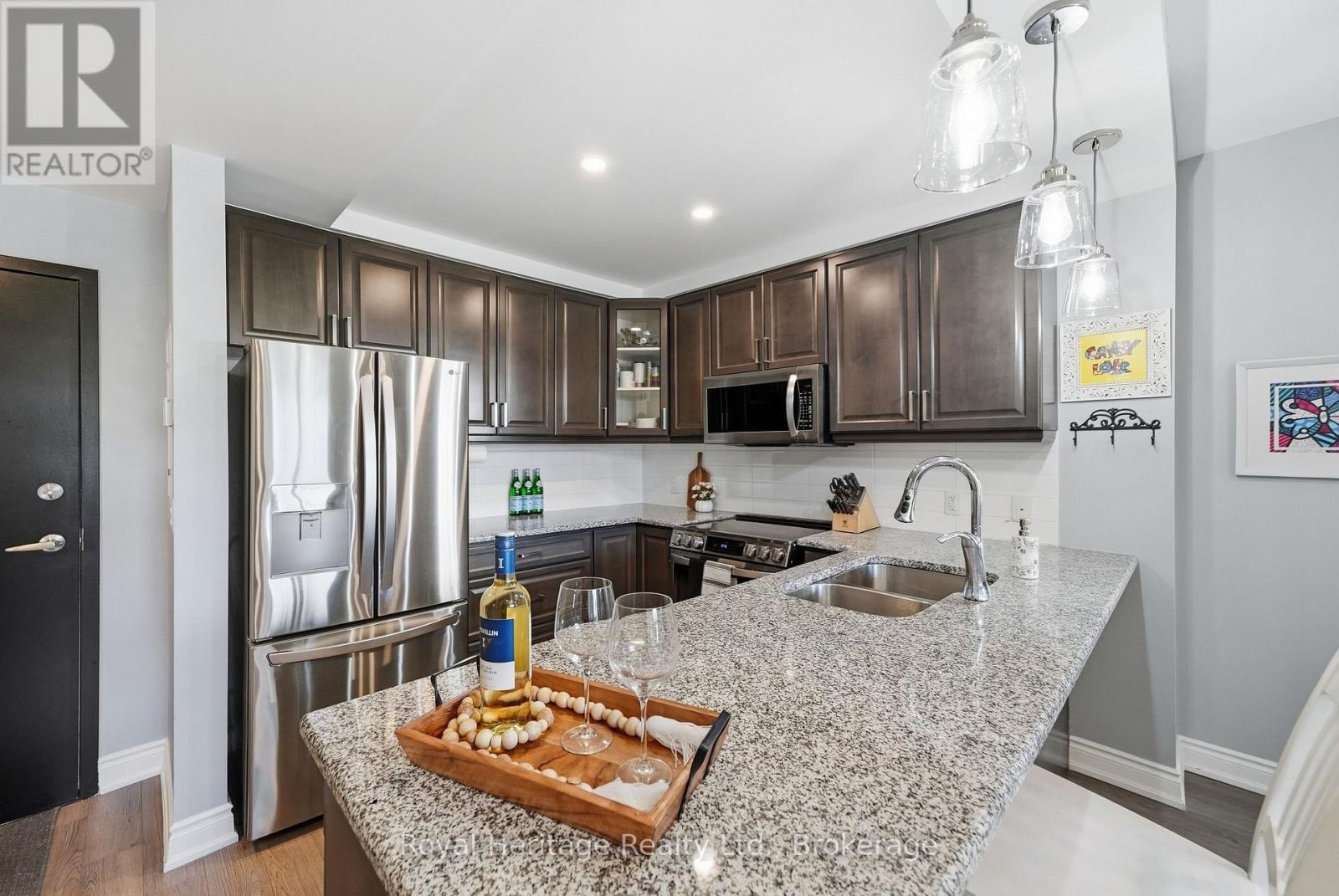 106 - 21 Brookhouse Drive, Clarington, Ontario L1B 0V4 - Photo 9 - E13808000