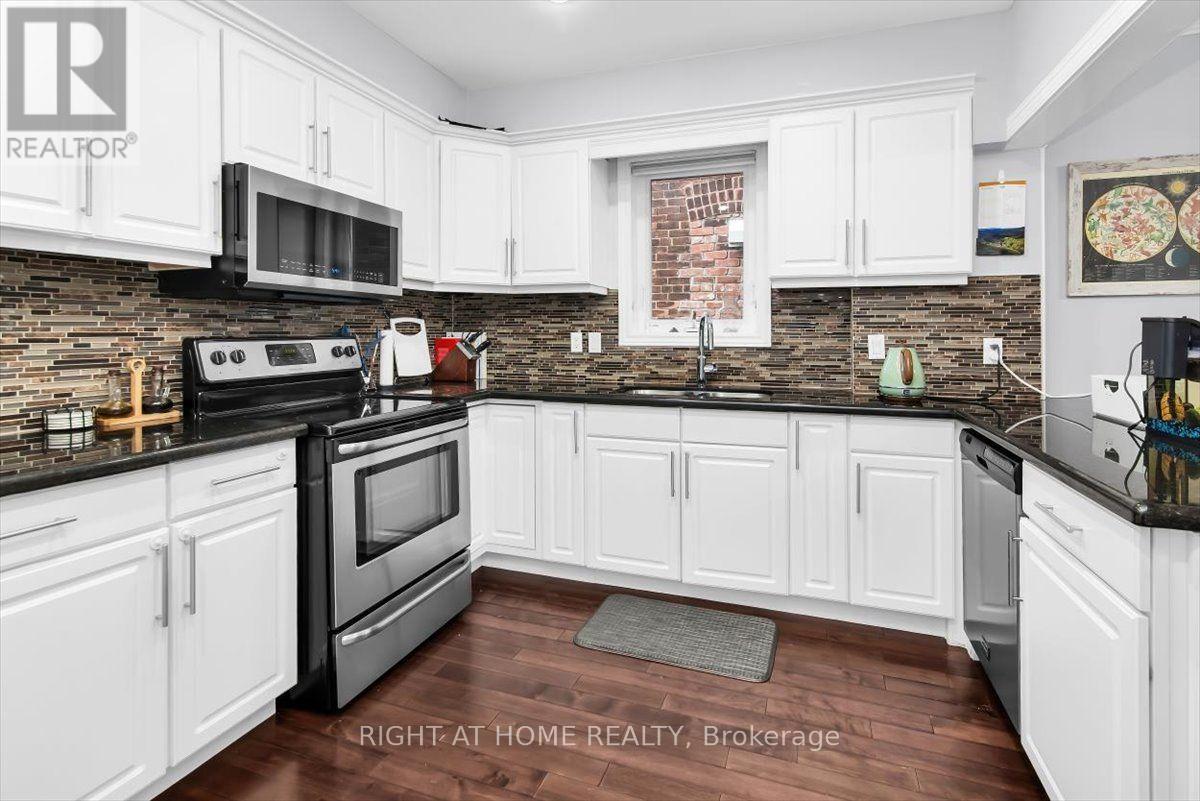 292 Arlington Avenue, Toronto, Ontario  M6C 2Z7 - Photo 12 - C13807998