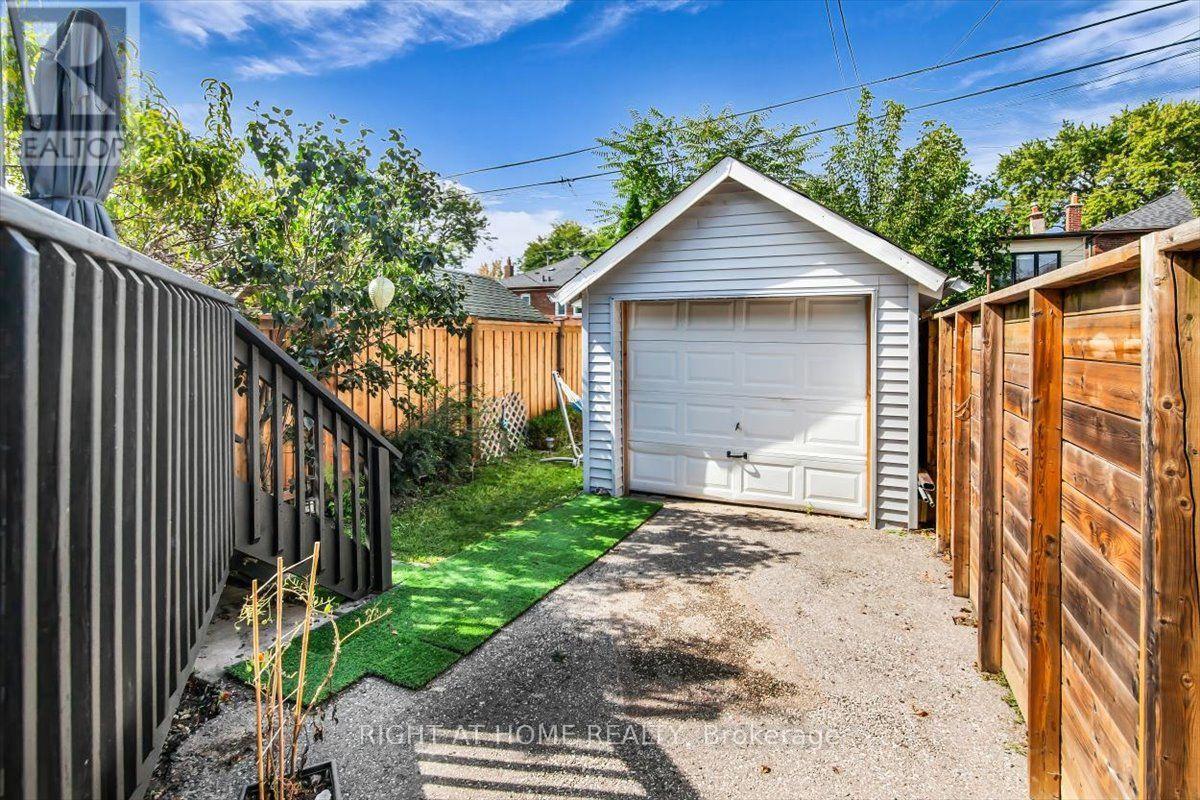292 Arlington Avenue, Toronto, Ontario  M6C 2Z7 - Photo 30 - C13807998