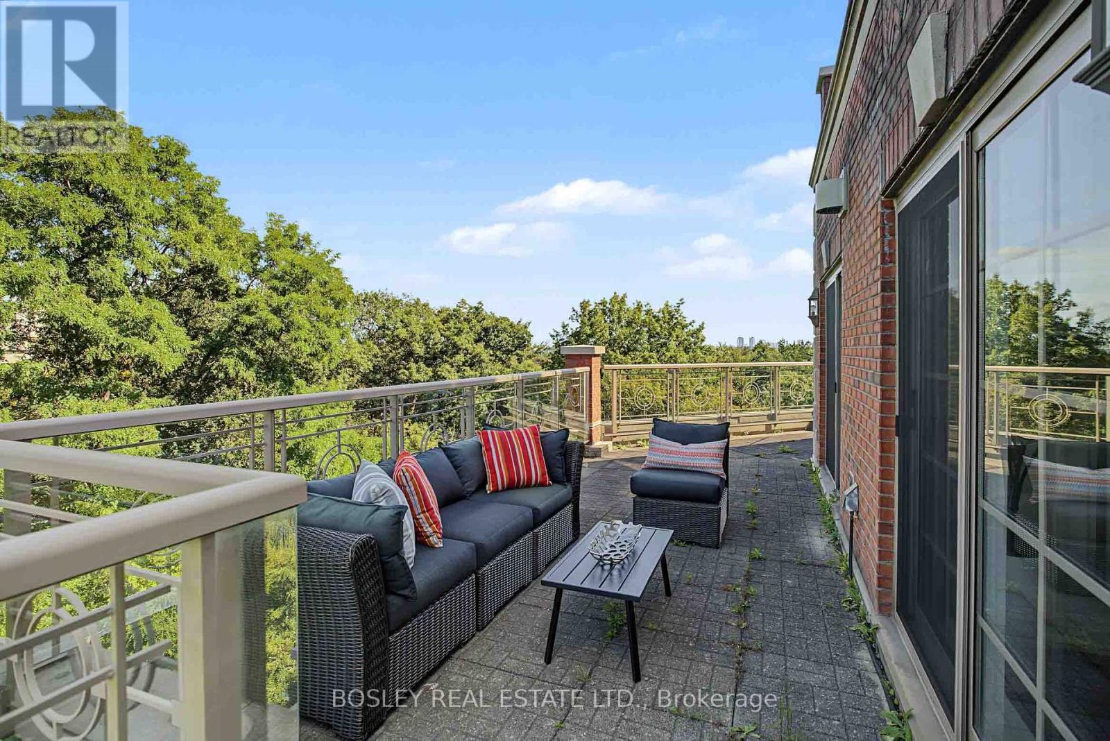 504 - 21 Burkebrook Place, Toronto, Ontario  M4G 0A2 - Photo 10 - C13808008