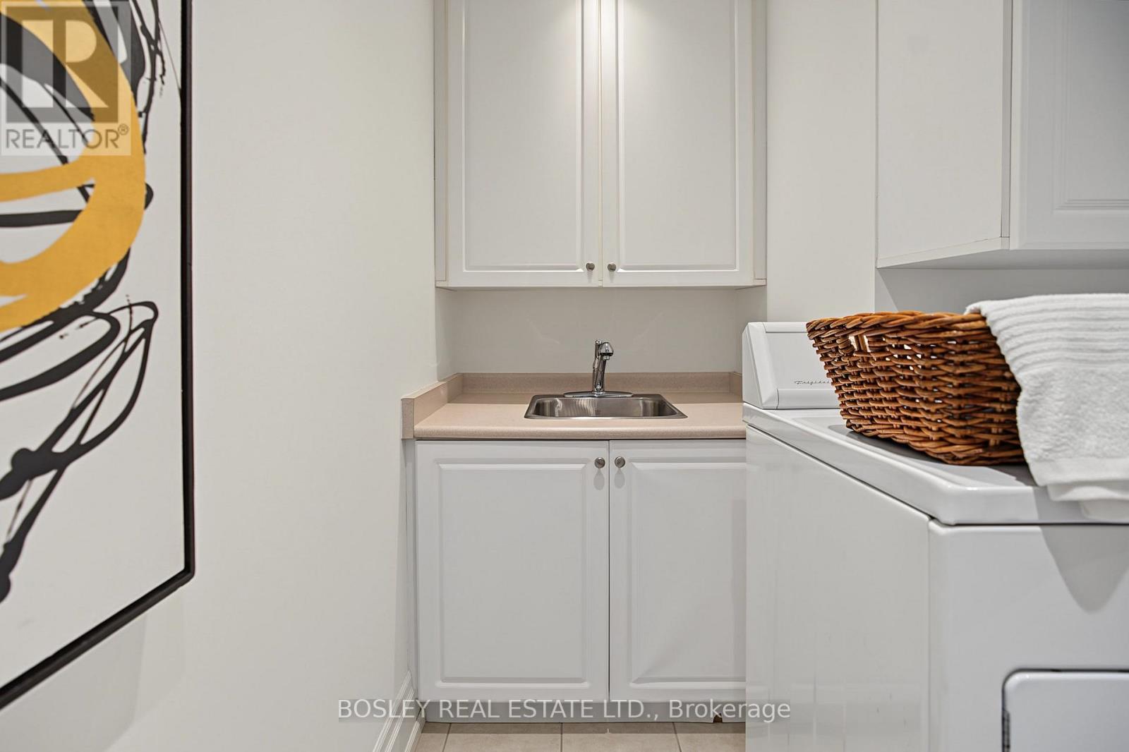 504 - 21 Burkebrook Place, Toronto, Ontario  M4G 0A2 - Photo 27 - C13808008