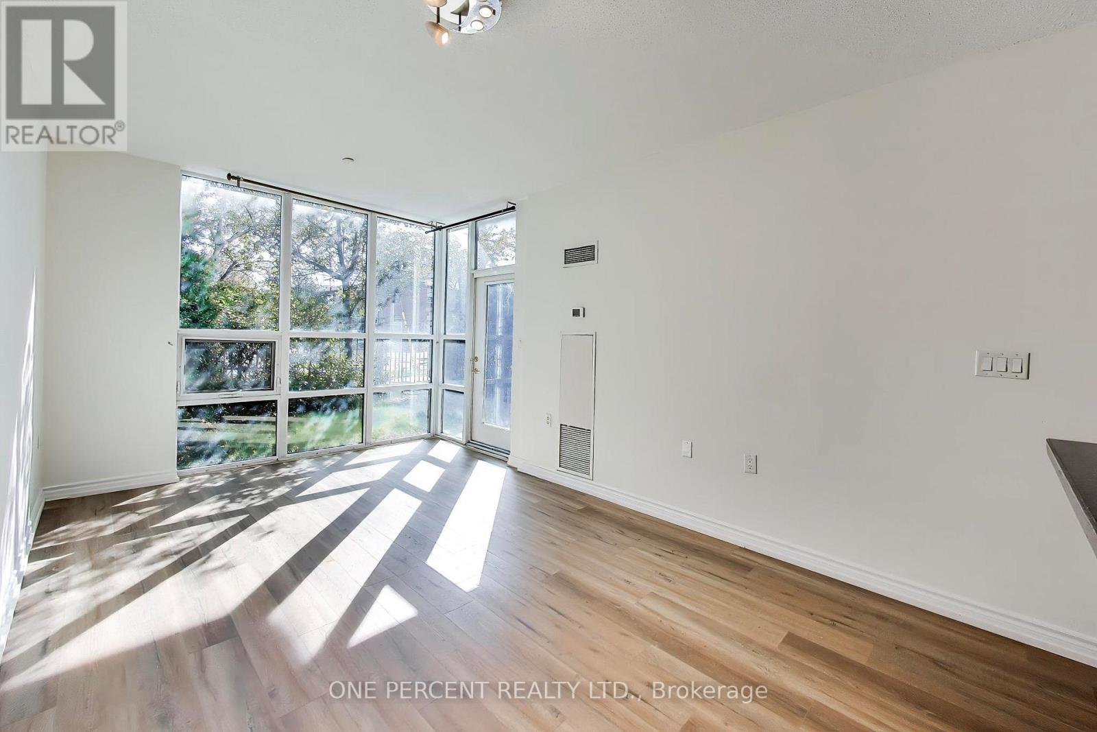 109 - 3840 Bathurst Street, Toronto, Ontario  M3H 6C6 - Photo 2 - C13808038
