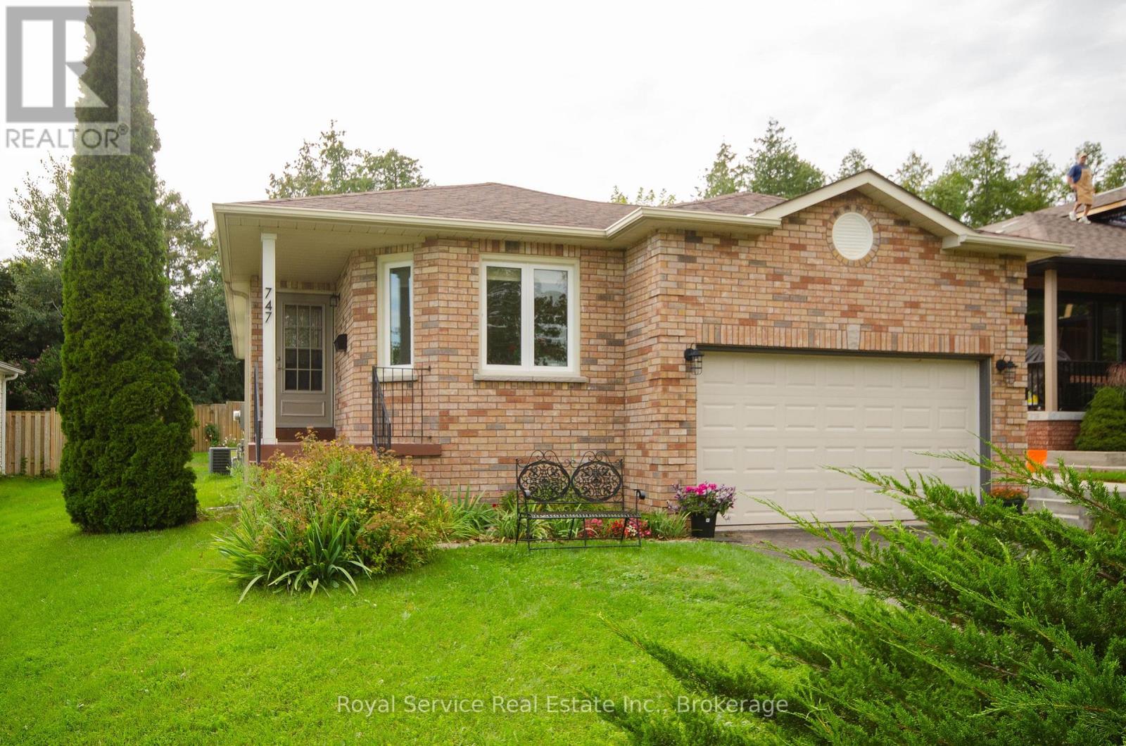 747 Greer Crescent, Cobourg, Ontario  K9A 5N7 - Photo 3 - X13807970