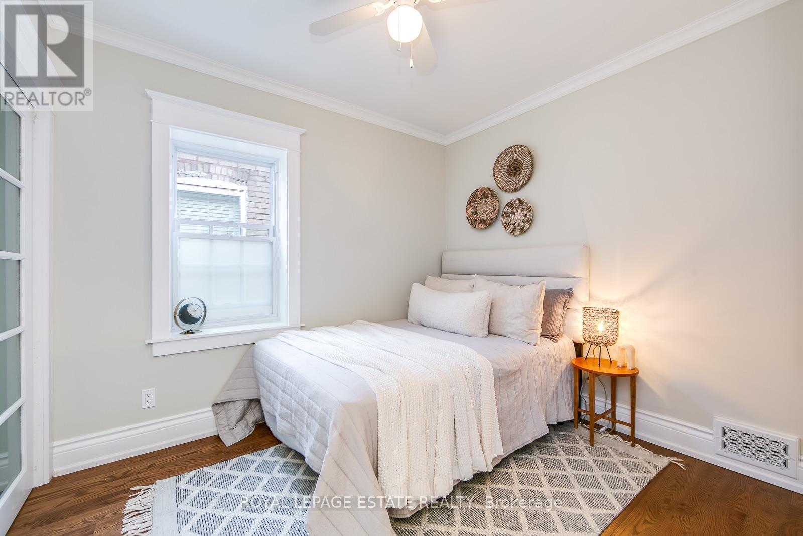 98 Malvern Avenue N, Toronto, Ontario  M4E 3E5 - Photo 24 - E13807978