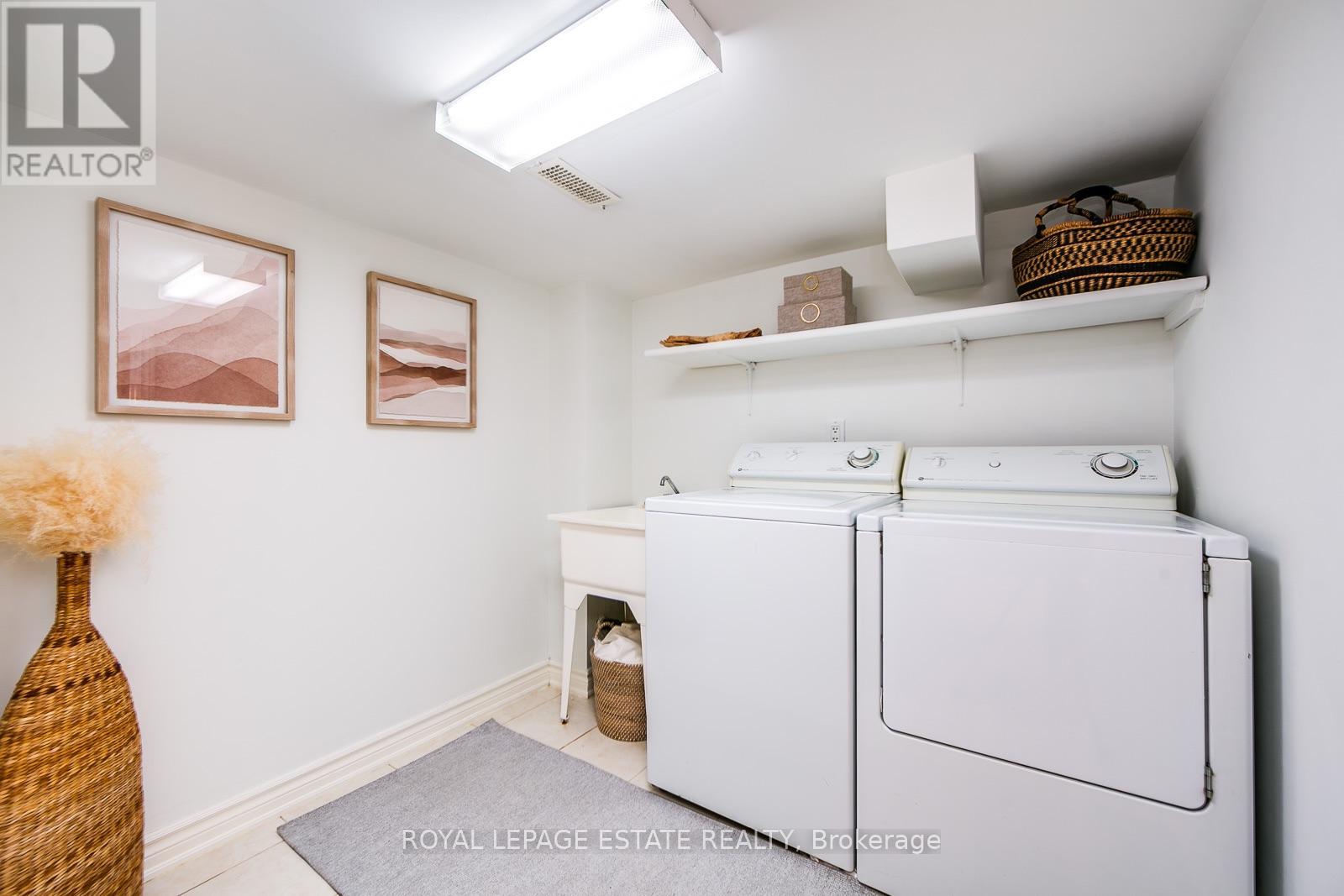 98 Malvern Avenue N, Toronto, Ontario  M4E 3E5 - Photo 33 - E13807978