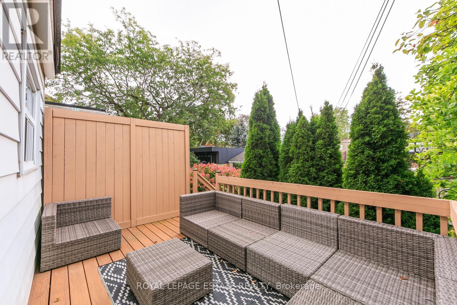 98 Malvern Avenue N, Toronto, Ontario  M4E 3E5 - Photo 36 - E13807978