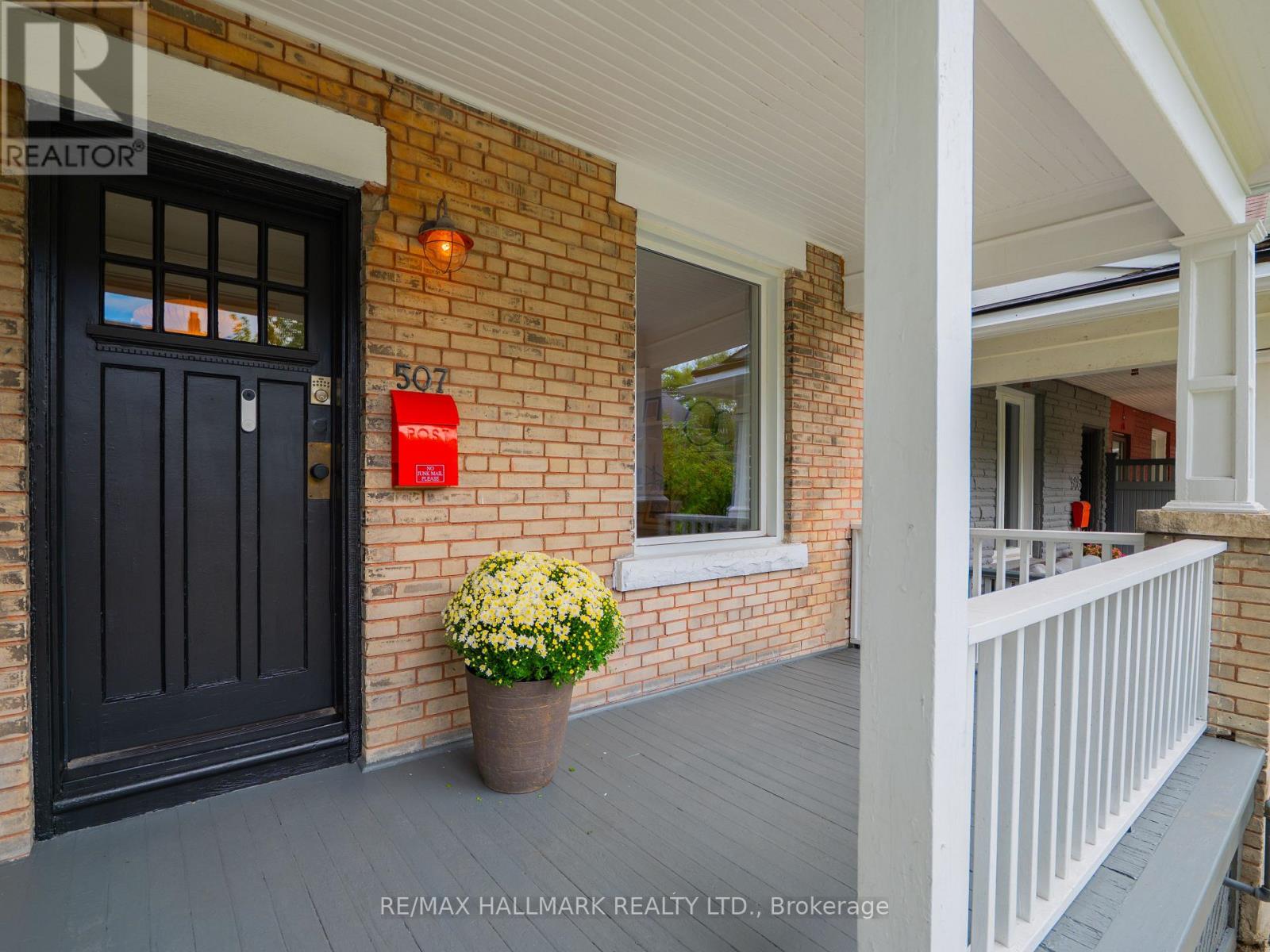 507 Logan Avenue, Toronto, Ontario  M4K 3B2 - Photo 2 - E13808068
