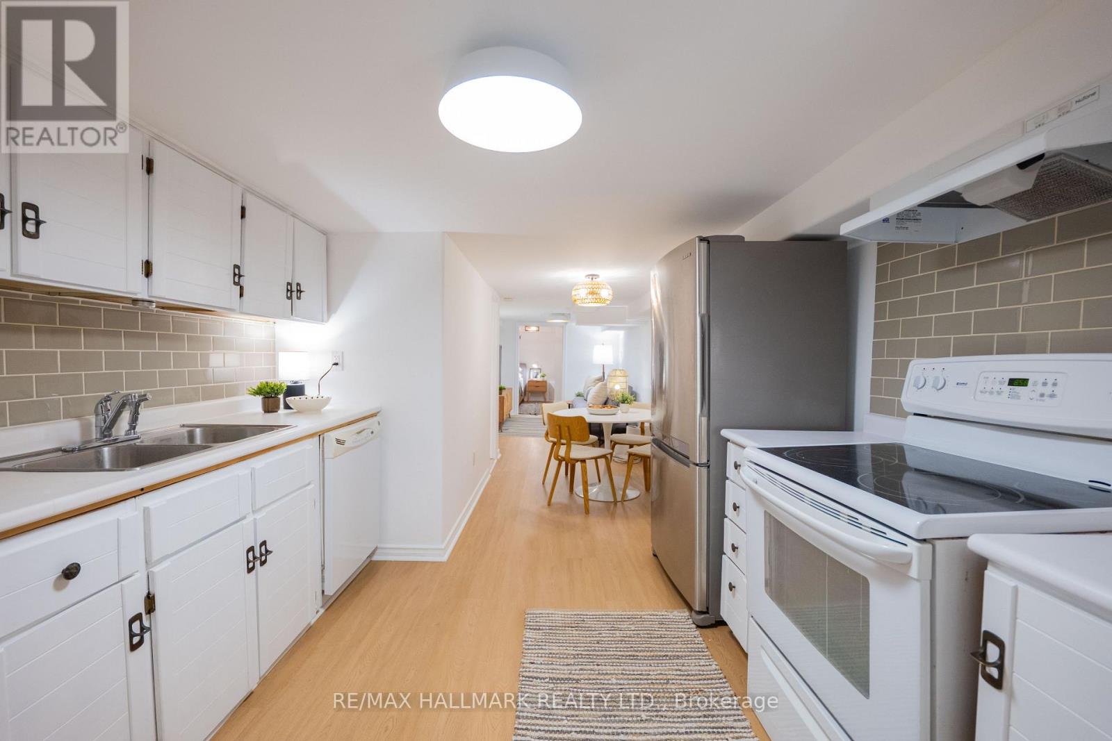 507 Logan Avenue, Toronto, Ontario  M4K 3B2 - Photo 35 - E13808068