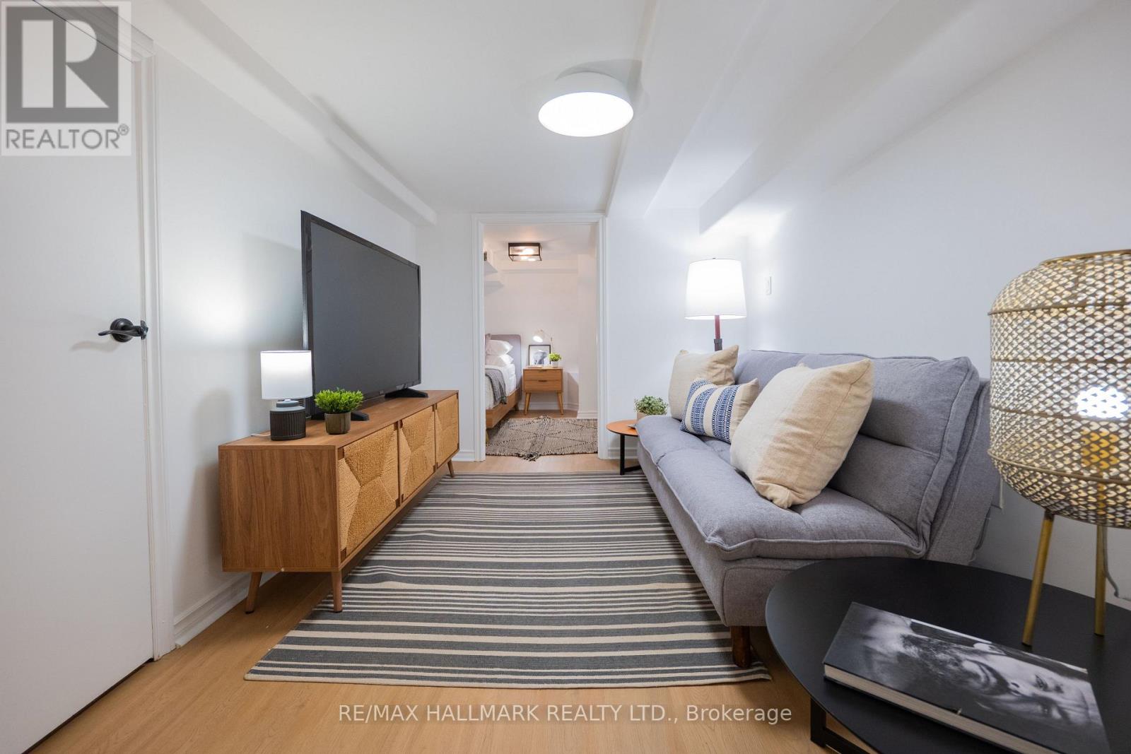 507 Logan Avenue, Toronto, Ontario  M4K 3B2 - Photo 38 - E13808068